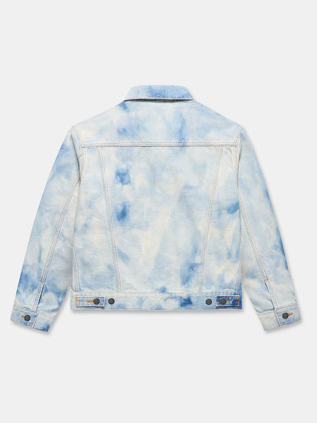 TRUCKER JACKET IN BLEACHED SKY DENIM