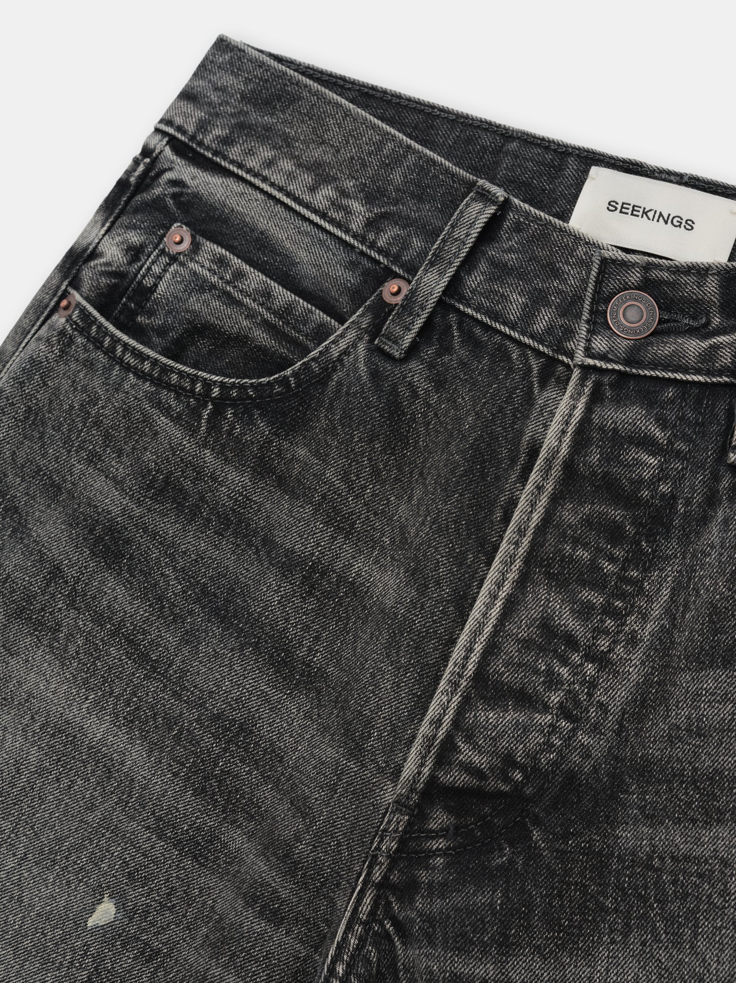 STRAIGHT LEG JEANS IN EL DORADO WASH