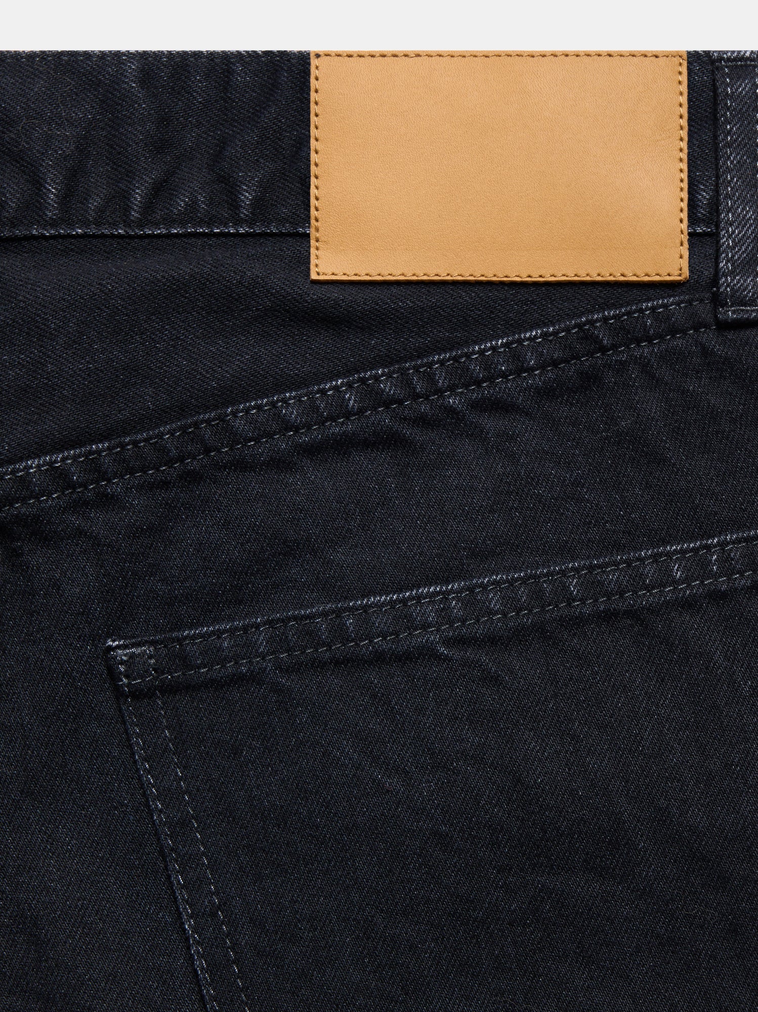98 FIT JEANS IN BLACK RINSE WASH
